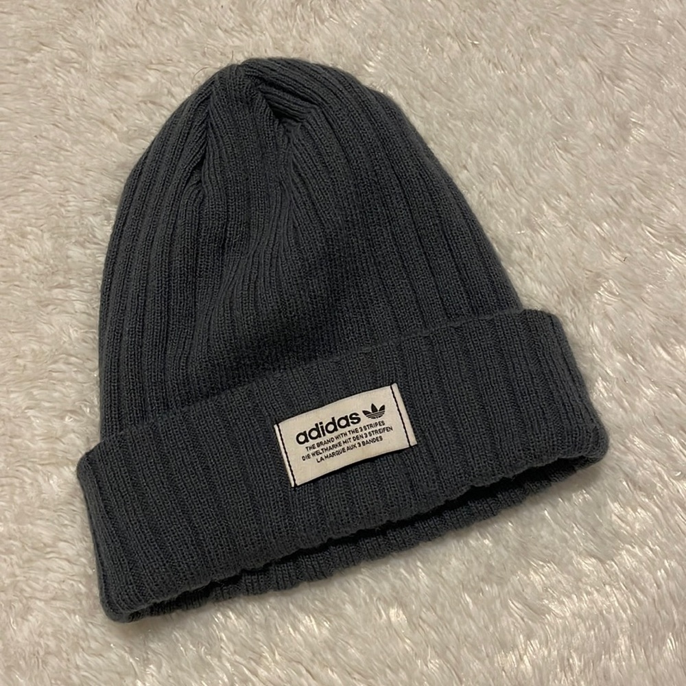 Adidas beanie